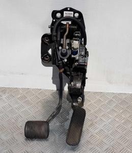 Педальный узел Ford Explorer 5 BB53 9F856; BB5A 9F836; CB5Z 2C434 B; BB5Z 2C434 B