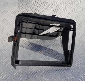 Кронштейн ЭБУ PCM Chevrolet Tahoe 1999-2006 15047570; 15036934; 15152701