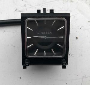 Часы торпедо Lincoln Navigator 2007-2014 9L7Z 15000 A ; 9L7T 15000 AB/AA ; 8L7T 15000 AA ; 7L7T 15000 AC/AB/AD