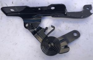 Петля капота левая Cadillac Escalade / Tahoe 2015-2020 23176409 ; 23258269