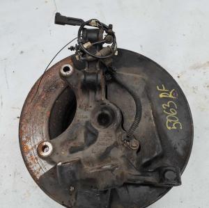 Кулак поворотный передний левый Ford Mustang 2015-2019 FR3Z 3106 A; FR3C 3108 A