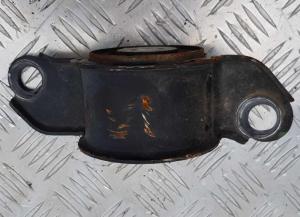 Сайлентблок верхнего рычага задней подвески правый Chevrolet Camaro 2009-2015 92214164