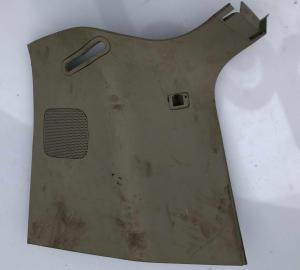 Накладка стойки багажника правая Cadillac Escalade / Tahoe 2015-2019 23260180