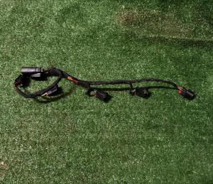 Коса проводки топливной рампы левая  Cadillac Escalade / Tahoe 2014-2020 12623131 ; 28329581 ; 12690459