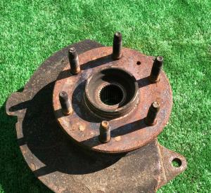 Ступица передняя Chevrolet Express / Tahoe / Escalade 2003-2013 84356640 ; 20804856 ; 25840785