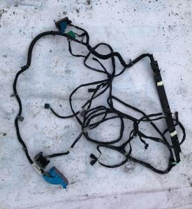 Проводка потолочная правая Cadillac Escalade / Tahoe 2015-2020 84014192 ; 84014199 ; 84014198 ; 84014194 ; 84014177 ; 23304364 ; 84117458 ; 84117443 ; 84117441 ; 84117433 ; 84117464 ; 84117460
