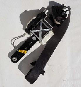 Ремень безопасности с пиропатроном передний правый Cadillac Escalade 2006-2014 15952594