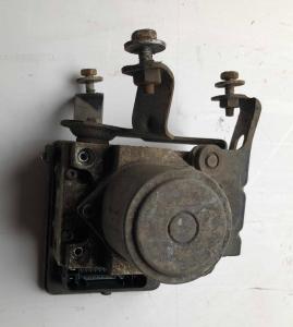 Блок ABS Cadillac Escalade / Tahoe 2015-2020 23388993 ; 84256781 ; 84256781