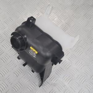 Расширительный бачок Ford Explorer 2011-2019 Quattro Freni QF35A00155; AG13 8A080 AE; AG1Z 8A080 S