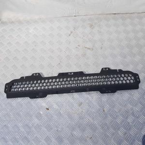 Решетка бампера переднего Hummer H3 2005-2010 15250329; 15123619