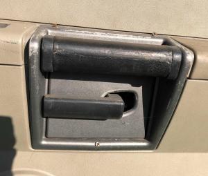 Ручка задней правой двери Hummer H2 2003-2004 15186043 ; 15161811 ; 15173045 ; 15161807 ; 15173046 ; 15771332