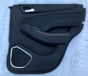 Обшивка двери задней правой Chevrolet Tahoe 2015-2020 23278001 ; 22903221 ; 23387320 ; 84192499 ; 84365620