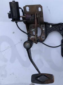 Тормозная педаль Lincoln Navigator / Expedition 2008 8L14 2450 BA