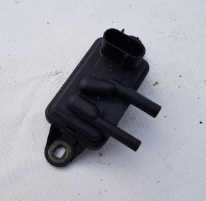 Клапан рециркуляции выхлопных газов/EGR Lincoln Navigator 2002-2006 F77E 9J460 AB; 1L3Z 9J460 AA