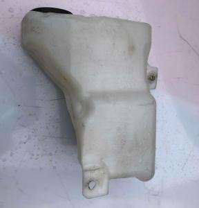 Бачок стеклоомывателя Jeep Renegade 2016-2017 68300568AA