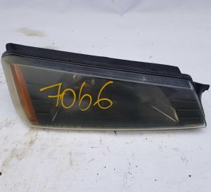 Габарит передний правый Chevrolet Avalanche 2001-2006 15077337; 15070008; 15771436