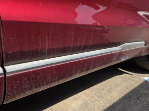 Накладка с хром элементом пассажирской двери Cadillac XT6 2020-2023 84995658 ; 84785121