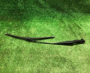 Поводок дворников правый Chevrolet Tahoe / Escalade 2021-н.в. 84278336