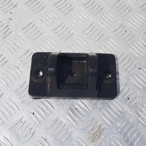 Кронштейн буксировочного крюка Hummer H3 2005-2010 15826713; 15262630; 15095254