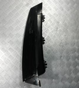 Молдинг/накладка задней стойки багажника внешняя  левая Cadillac Escalade 2006-2014 25970601; 15791311