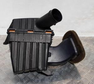 Корпус воздушного фильтра Chevrolet Camaro 2009-2015 92240654; 92230375