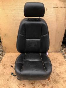 Сиденье пассажирское Cadillac Escalade 2006-2014 54684646