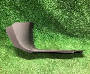 Накладка порога пассажирской двери Chevrolet Tahoe 2021-н.в. 84701491