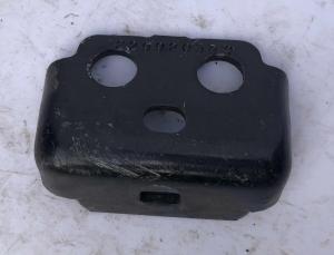 Кронштейн крыла переднего Cadillac Escalade / Tahoe 2014-2020 22992039