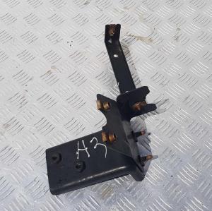 Кронштейн переднего бампера левый Hummer H3 2005-2010 15264941; 15195214; 15195208; 15264947