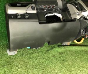 Накладка панели торпедо в ногах водителя Chevrolet Tahoe 2015-2020 84007751 ; 23439213