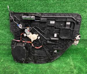 Обшивка задней правой двери Dodge Ram 2009-2012 68045132AA