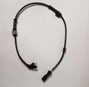 Датчик ABS передний Chevrolet Tahoe 1999-2006 19181873; 15233108