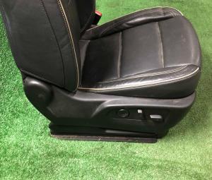 Накладка сидения пассажирского Chevrolet Tahoe 2021-н.в. 84342172