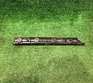 Кронштейн бампера задний правый Cadillac Escalade / Tahoe 2015-2020 22806426