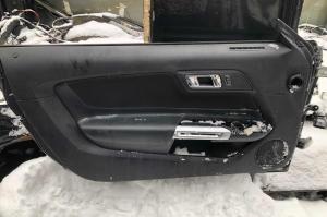 Обшивка водительской двери Ford Mustang2015-2017 FR3Z 6323943 FC