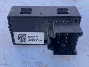 Кнопка стеклоподъемника Cadillac Escalade / Tahoe 2015-2020 23245538 ; 84537015 ; 23436101