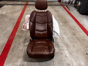 Сиденье водительское Cadillac Escalade 2016 84104753