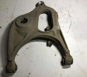 Рычаг подвески задний нижний левый Jeep Grand Cherokee WK2 52124815AD