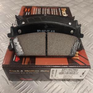 Колодки тормозные задние к-кт Chevrolet Tahoe/Cadillac Escalade 2007-2020 Raybestos SP1194TRH; 19329677; 19159252; 19286008