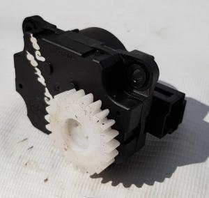 Моторчик заслонки Chevrolet Camaro 2009-2015 52428168