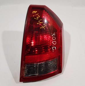 Фонарь задний правый Chrysler 300C 2004-2011 4805850AE
