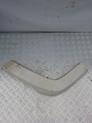 Накладка заднего крыла левого Jeep Commander 2005-2010; 5JP91TZZAD