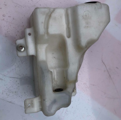 Бачок стеклоомывателя Jeep Renegade 2016-2017 68300568AA