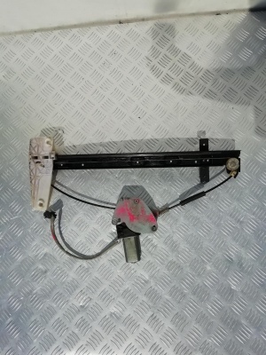 Стеклоподъемник передний правый Jeep Grand Cherokee 1999-2004 55363286AC; 55363286AD