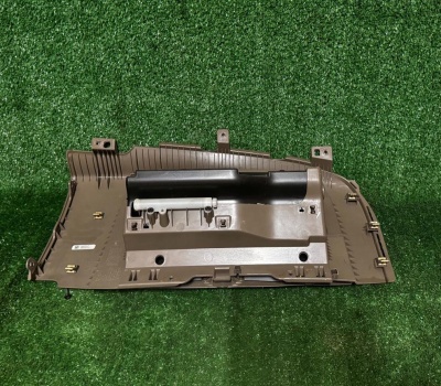 Бардачок Chevrolet Tahoe 2015-2020 22883562