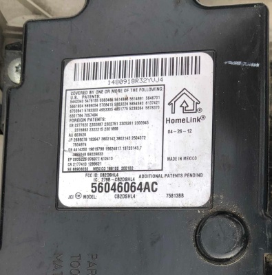 Плафон салона Dodge Ram 1500 / 2500 / 3500 2009-2012 56046064AC