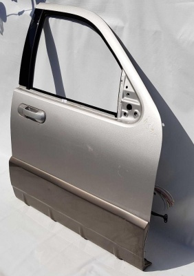 Дверь передняя правая Mercury Mountaineer 3L2Z 7820124