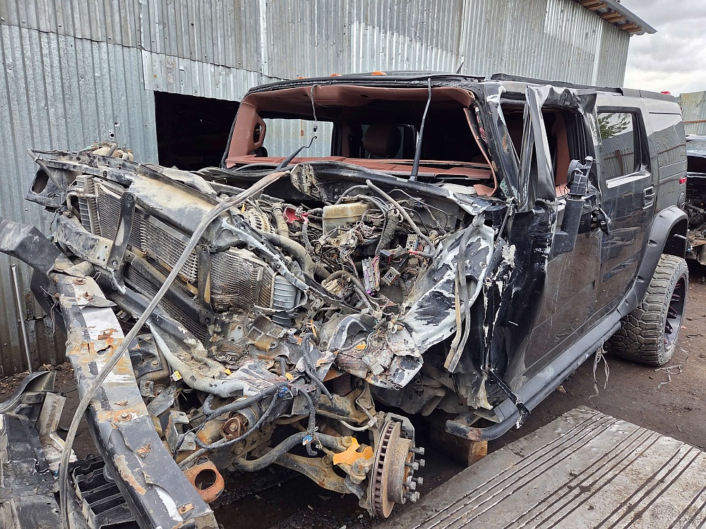 В разборе Hummer H2 2008г 6.2L