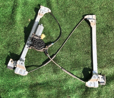 Стеклоподъемник водительской двери Hummer H2 2003-2009 10390764 ; 15184004 ; 15198302