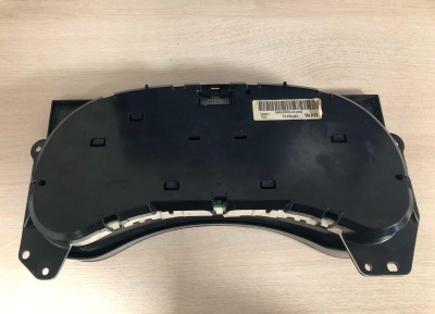 Приборная панель Hummer H2 2003-2004 15192788 ; 15114639 ; 15136087